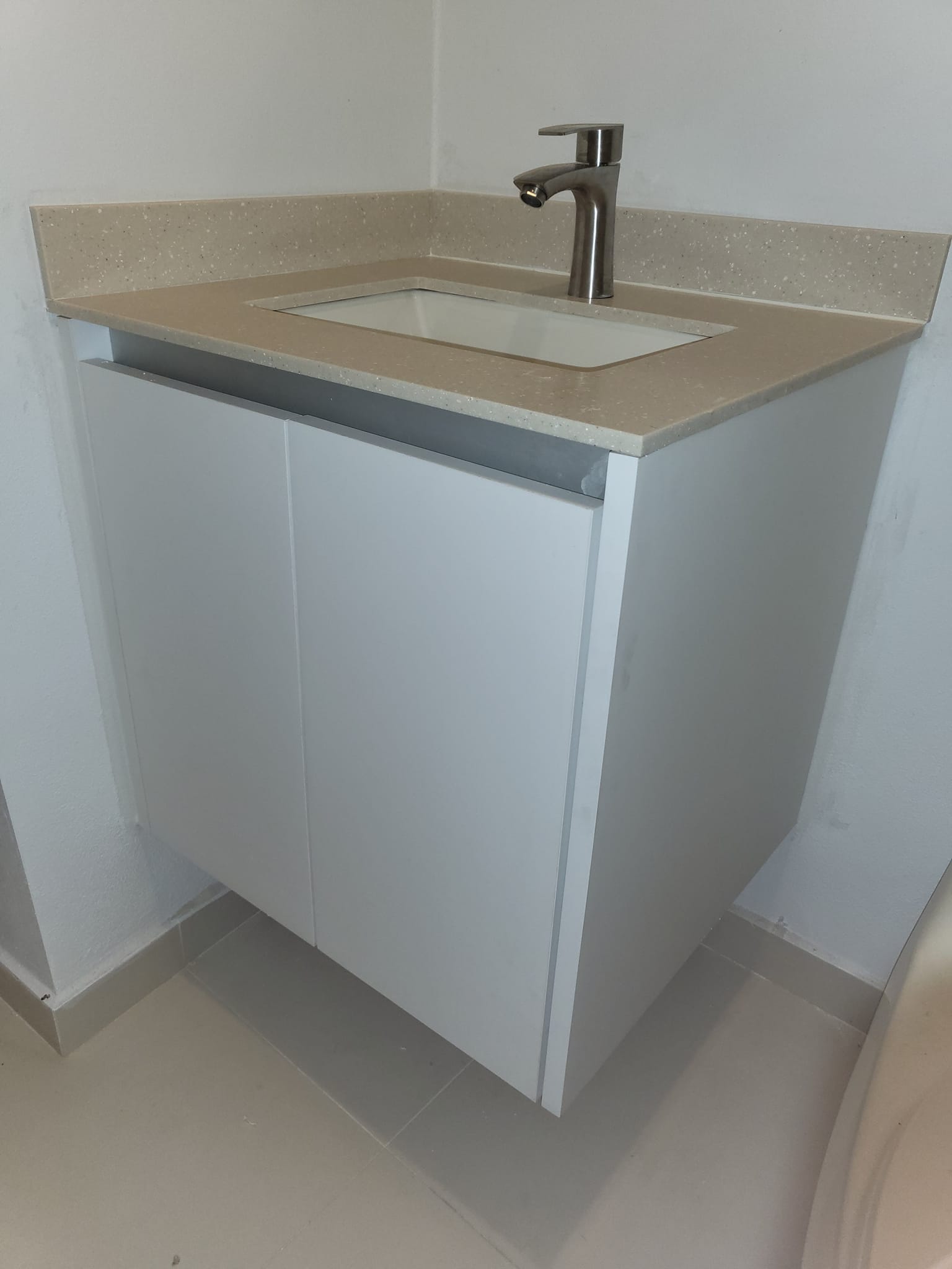 Smart Cabinets - Gabinete de baño_